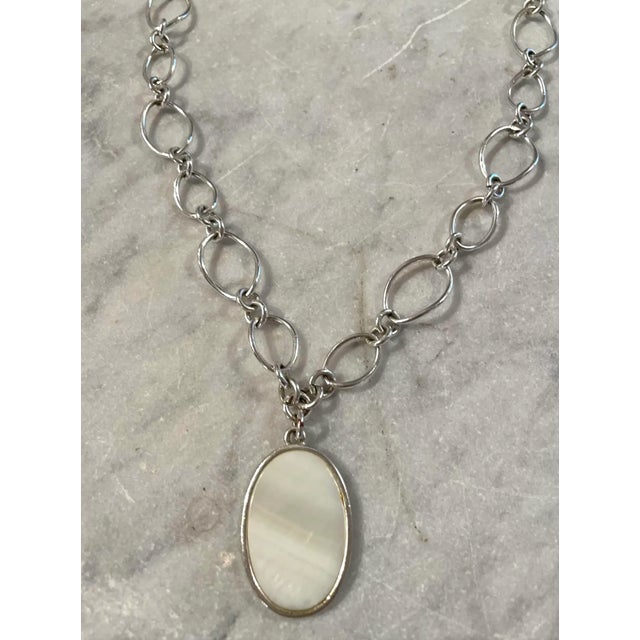 Contemporary Vintage Sterling Silver Chain Link Necklace With Mother of Pearl Pendant For Sale - Image 3 of 3