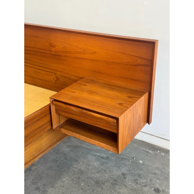 Danish Modern Queen Platform Bed For Sale - Image 18 of 18