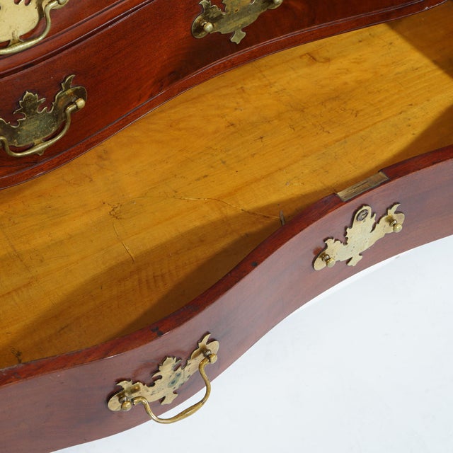 Chippendale Style Mahogany Serpentine Drop-Front Desk by Century, 20th Century For Sale - Image 12 of 12