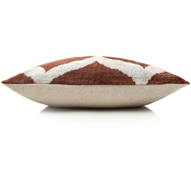 2020s Handmade Brown Silk Velvet Pillow 20x20 – Geometric Modern Designer Cushion For Sale - Image 5 of 8