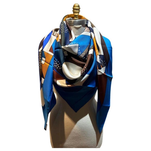 Contemporary Hermes On Summer Day Silk Shawl 140cm For Sale - Image 3 of 11