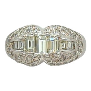 White Diamond Baguette and Round Ring in 18K White Gold, size 8 For Sale