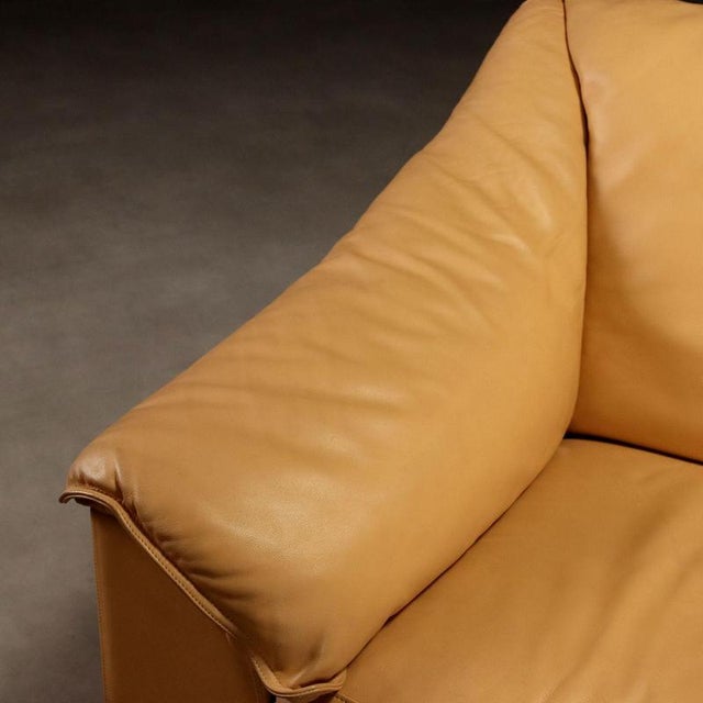 Serenade Sofa by Tito Agnoli for Poltrona Frau For Sale - Image 5 of 9