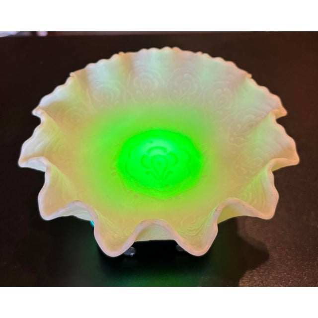 Art Nouveau Fenton Uranium Custard Persian Medallion Bowl For Sale - Image 3 of 12