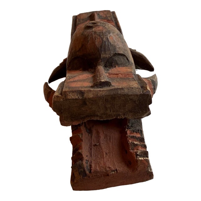 Early 20th Century Traditional West African Hand-Carved Zoomorphic Architectural Fitting For Sale