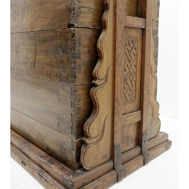 Asian Chinese Dowry Trunk, 1900s For Sale - Image 12 of 14