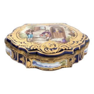 1840 Sevres Louis XVI Blue Gold Porcelain Box - 1 Pc For Sale