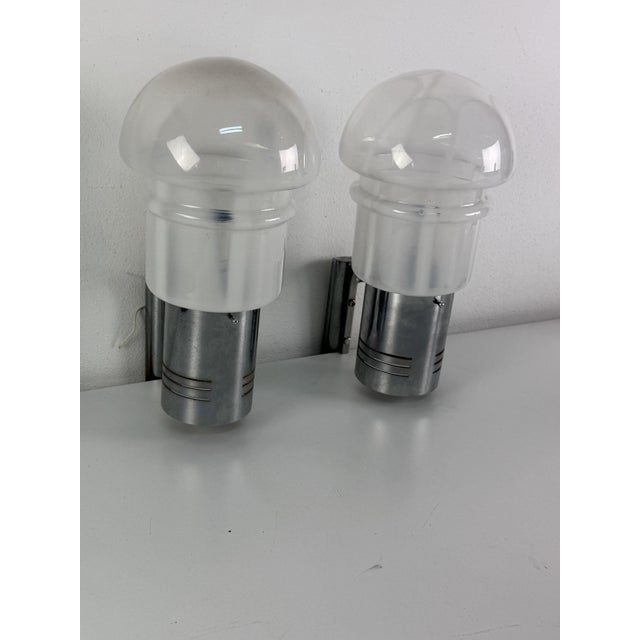 Mid-Century Modern Murano Glass and Metal Wall Lamps, 1960s, Set of 2 For Sale - Image 4 of 17