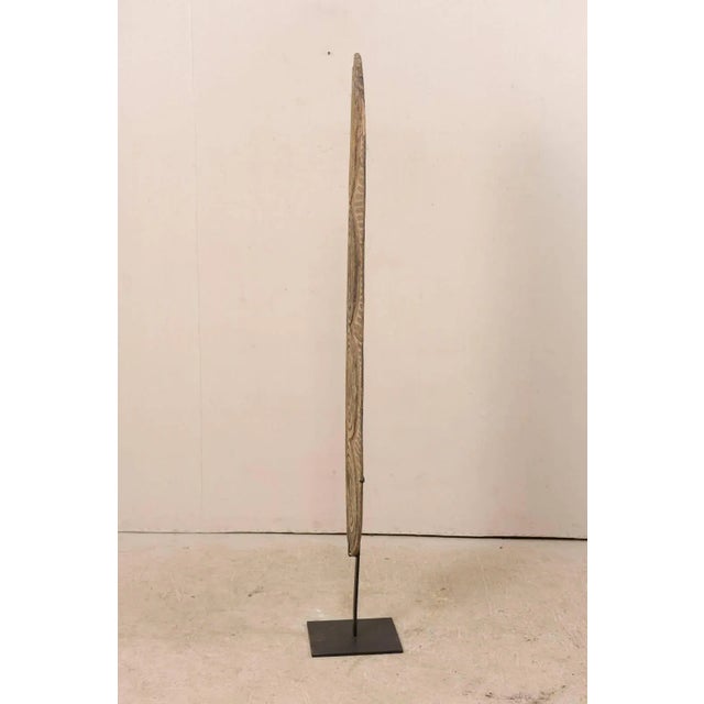 Brown Mid 20th Century Oceanic War Shield, Papua New Guinea For Sale - Image 8 of 12