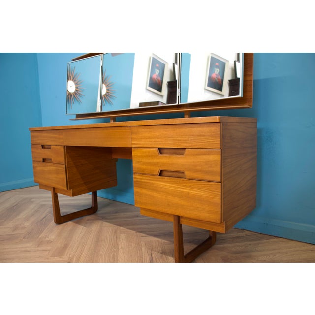 1960s Vintage Teak Dressing Table from Uniflex, 1960s For Sale - Image 5 of 12
