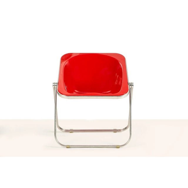 Castelli Italian Red Folding Chairs by Giancarlo Piretti, 1970s, Set of 2 For Sale - Image 4 of 8