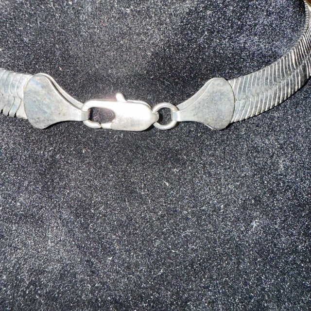 Metal Vintage Sterling .925 Necklace Decorative Chain Collectible Jewelry For Sale - Image 7 of 14