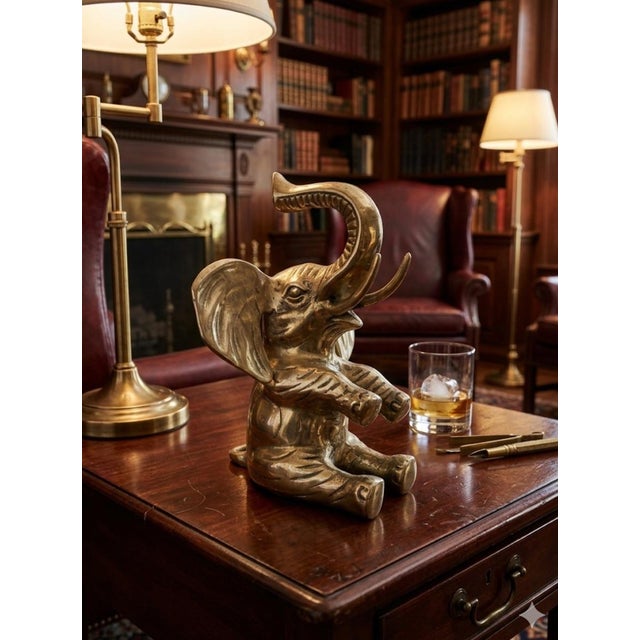 English Vintage Solid Brass Sitting Elephant Statue or Bookend for Palm Beach Regency, British Colonial, Hollywood Regency and Chinoiserie Decor For Sale - Image 3 of 9