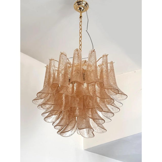 Clear and Gold Petali-Selle Murano Glass Chandelier by Simoeng, in Exhibition Piece conditions. Designed from 2000 Up to...