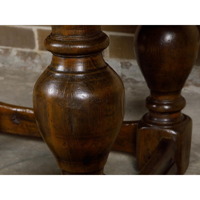 Brown 18th Century Georgian English Pine Table with Oval Top and Turned Legs For Sale - Image 8 of 12