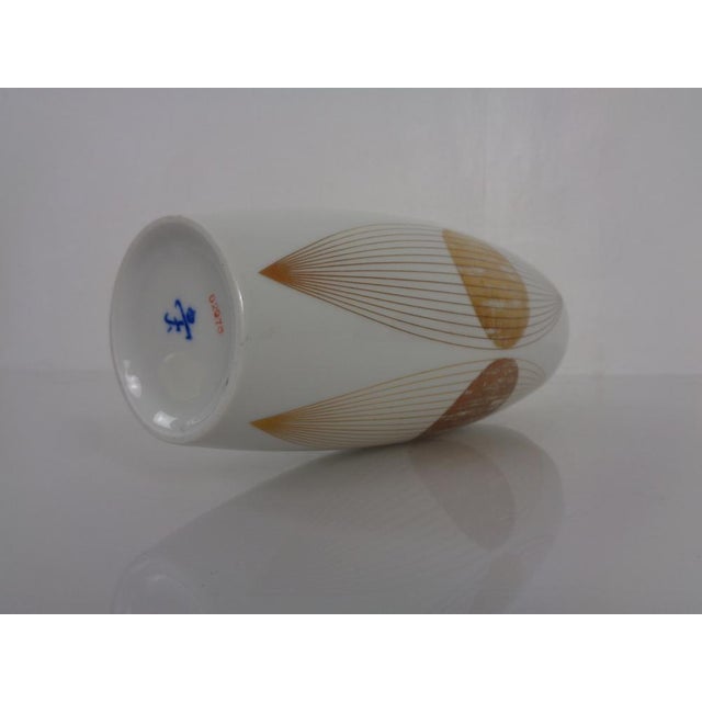 Op Art Porcelain Sphere-Ellipses Vase by E.A. Sundermann for Fürstenberg, Germany, 1970s For Sale - Image 10 of 14