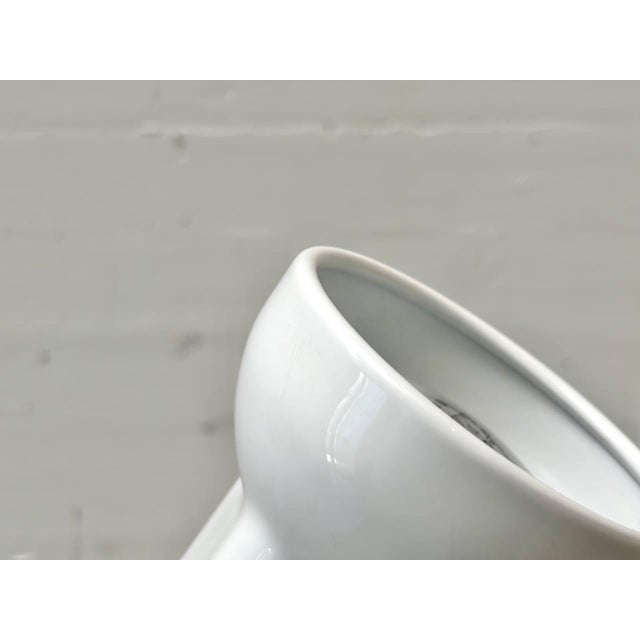 Space Age White Metal Table Lamp, 1970s For Sale - Image 15 of 16