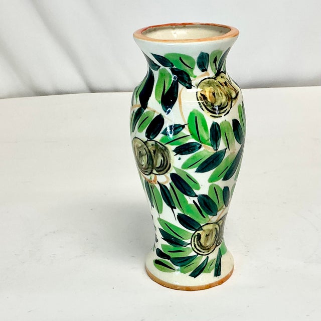1950s 1950s Vintage Mediterranean Italian Style Hand Painted Olive Motif Vase. For Sale - Image 5 of 11