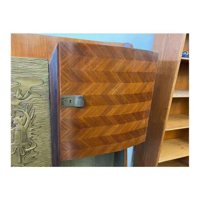 Mid-Century Modern Rare Wall Cabinet Bar in Rosewood by La Permanente Mobili Cantu For Sale - Image 3 of 5