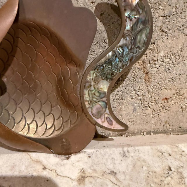 Mexican Decorative Fish Dish Ashtray, Brass & Abalone, 1990s After Los Castillo For Sale - Image 3 of 9