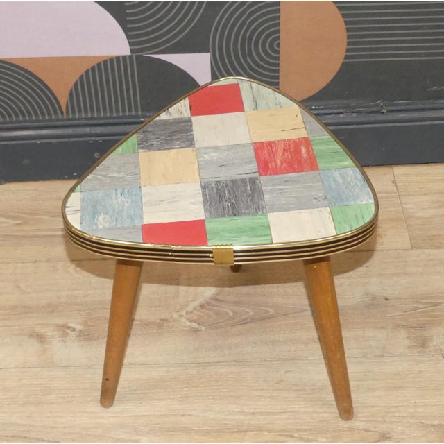 Mid-Century Modern Vintage Flower Stand in Linoleum, 1950s For Sale - Image 3 of 9