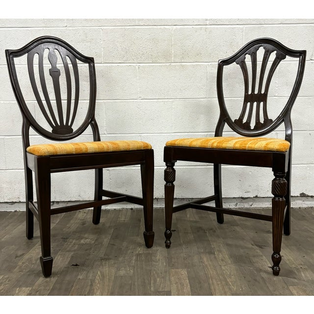 This is a gorgeous pair of vintage Duncan Phyfe or Hepplewhite style Shield Back dining chairs by Yates Furn Co, Kansas...