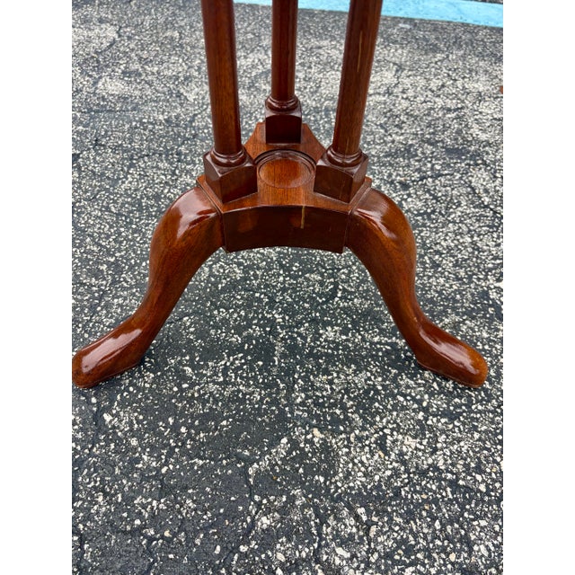 Brown Late 20th Century Baker Furniture Historic Charleston Queen Anne Mahogany and Burl Wood Tea Table For Sale - Image 8 of 9