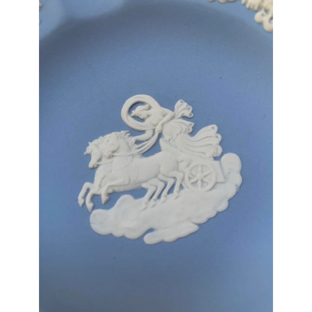 English Vintage Mid-Century Wedgwood Blue Jasperware Ashtray/Catchall For Sale - Image 3 of 11
