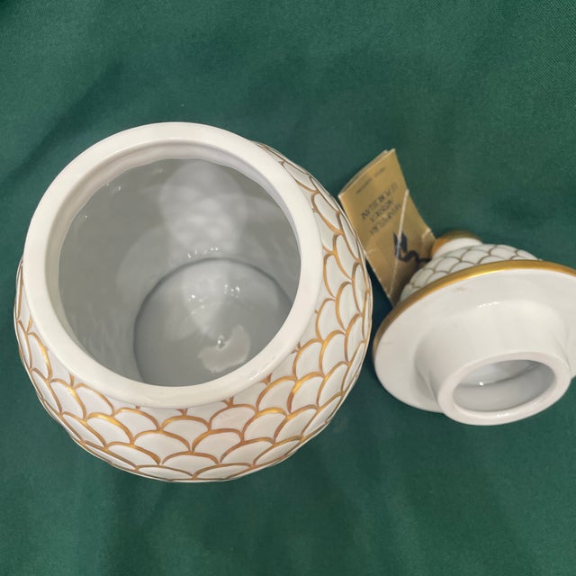1970s Vintage Italian Le Porcellane Italian Porcelain Gold Fish Scale Ginger Jar Potiche Model 2281 For Sale - Image 5 of 9