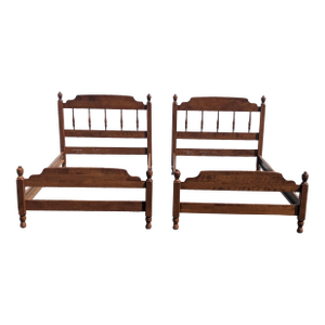 Pair of 1960s Ethan Allen Solid Baumritter Maple Twin Size Bedframes