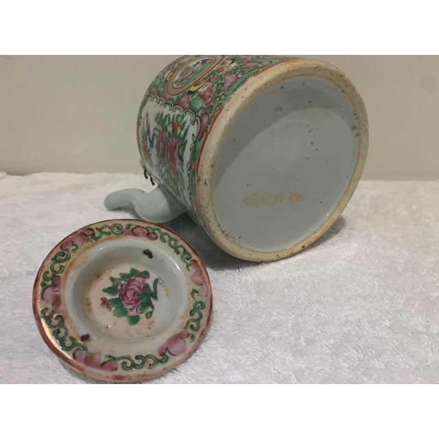 19th Century Antique Chinese Rose Medallion Tea Pot For Sale In Charlotte - Image 6 of 12
