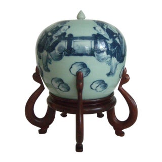 Antique Qing Dynasty Celadon Glazed Chinese Ginger Jar on Elegant Stylised Rosewood Stand, Blue and White For Sale