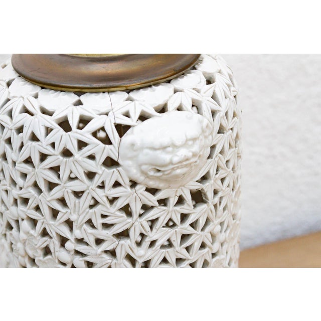 Alabaster White Lattice Bloom Porcelain Lamp For Sale In Los Angeles - Image 6 of 9