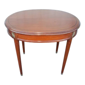 Lovely Antique French Louis XV Solid Walnut Center Side End Oval Table, 19th Century