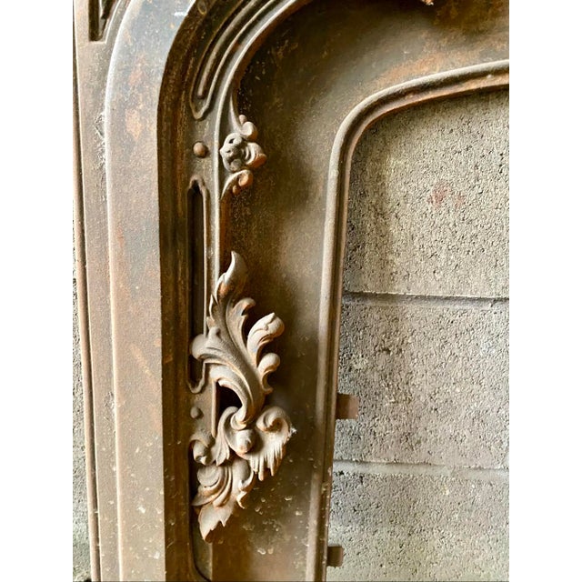 Antique Victorian Edwardian Cast Iron Fireplace Insert Surround For Sale - Image 4 of 10