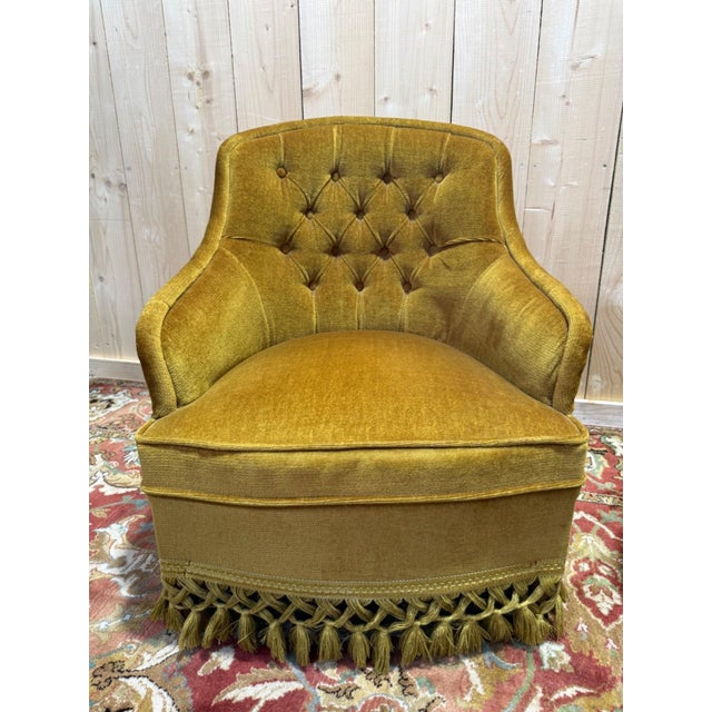 Traditional Napoleon III Toadstool Armchairs in Mustard Yellow Velvet, Set of 2 For Sale - Image 3 of 7