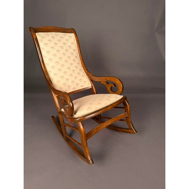 American Victorian Lincoln Rocking Chair in Walnut-Stained Birch With Goose-Neck Arms, Circa 1890 For Sale In Indianapolis - Image 6 of 18