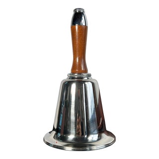 Vintage 1950's Bell Shaped Cocktail Shaker in Silver Plate For Sale
