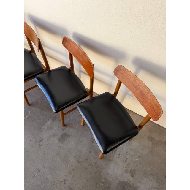 Mid-Century Modern Set of 4 Danish Teak Dining Chairs With Black Leather Seats | Mid-Century Modern 1960s For Sale - Image 3 of 9