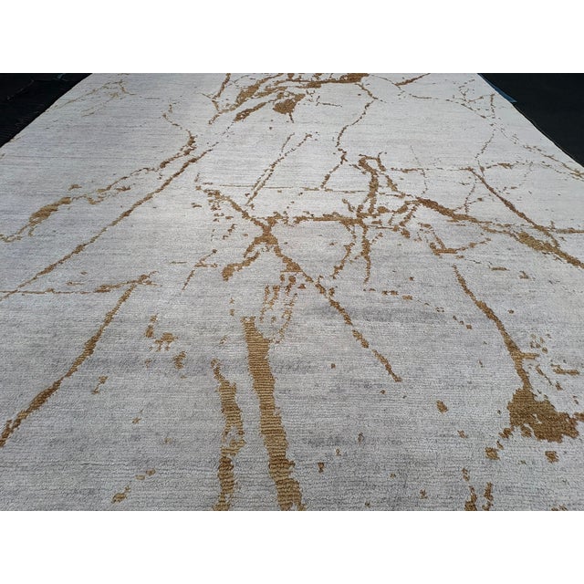 Rh Lakshmi Wool Rug – 10' × 14' Cream / Bronze | Hand-Knotted Himalayan Wool & Jute | Made in Nepal For Sale - Image 11 of 18