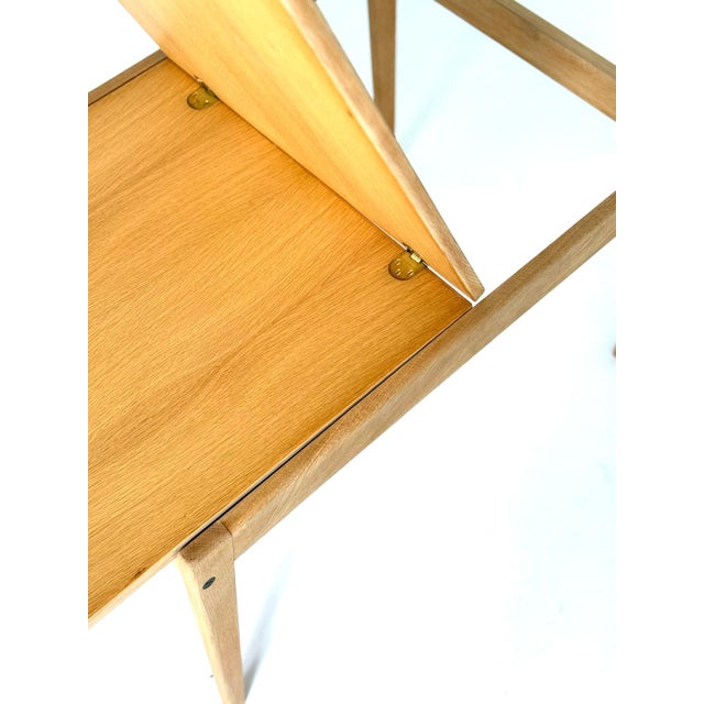 Extendable Coffee Table in Oak, 1960s For Sale - Image 3 of 11