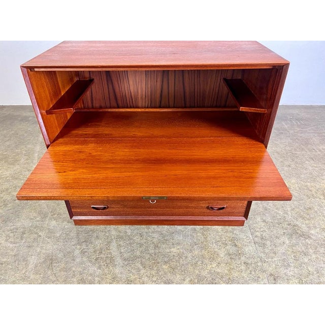 Brown Mid-Century Secretay in Teak by Peter Hvidt & Orla Mølgaard-Nielsen for Søborg Møbelfabrik, 1960s For Sale - Image 8 of 16