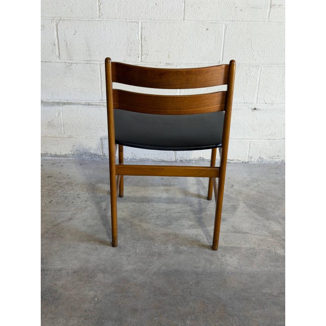 Wood Vintage Danish Teak Dining Chair Mid Century Scandinavian Modern Side Chair For Sale - Image 7 of 9