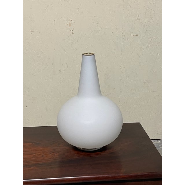 Opaline Glass Model 1837/1 Vase Lamp by Max Ingrand for Fontana Arte, 1950s For Sale - Image 11 of 16