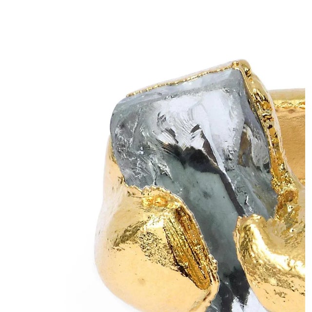 Contemporary Wonder Sapiens 4 Hand-Sculpted Ring in 24k Gold-Plated Bronze by Marion Fillancq For Sale - Image 3 of 8