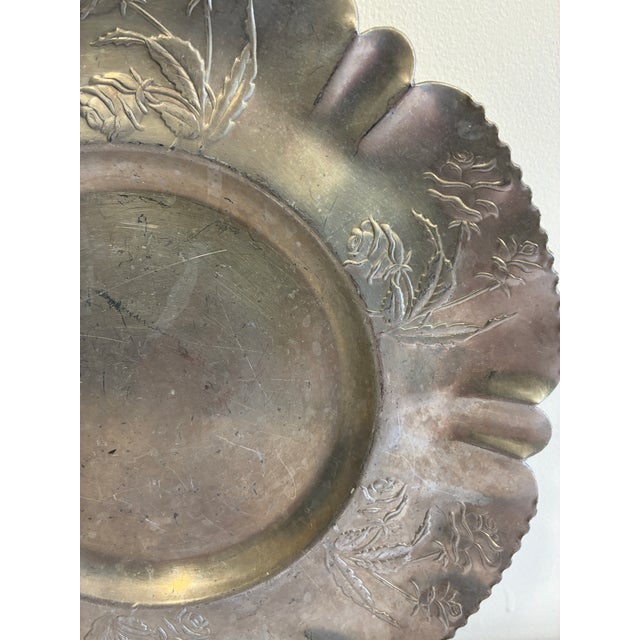 Vintage Hand-Chased Hammered Aluminum Rose Tray For Sale In Oklahoma City - Image 6 of 9