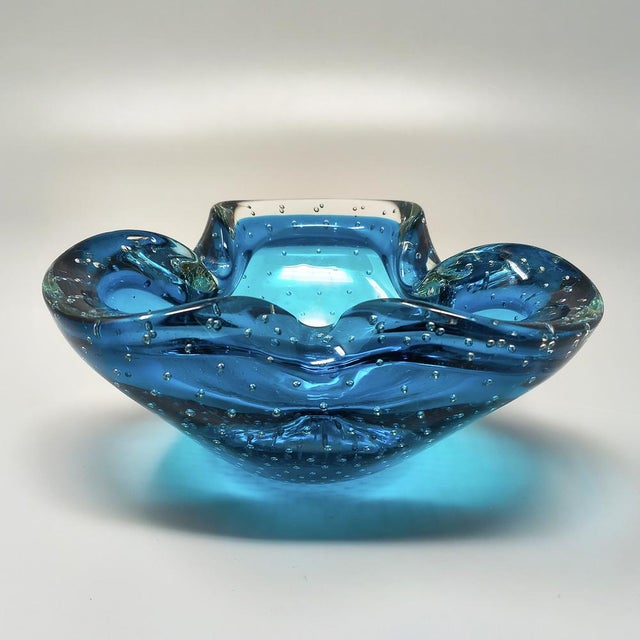 1960s This blue ashtray/catchall is a stunning example of Mid-Century Modern Italian glassmaking, sculptural bowl/ashtray...