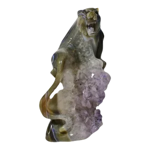 Agate Lion on Amethyst Rock