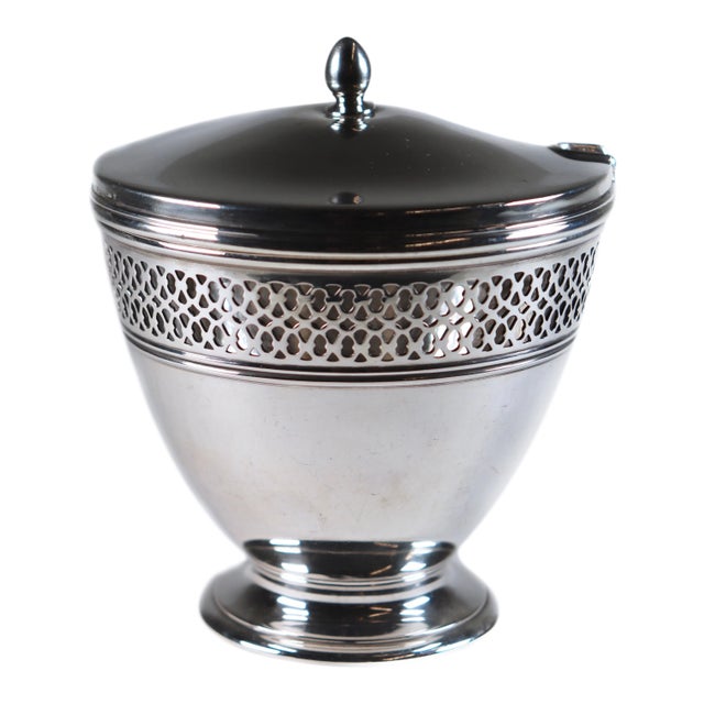 Early 20th Century Tiffany & Company Sterling Silver Sugar Bowl For Sale