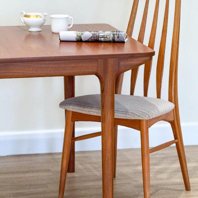 Mid-Century Double Extending Dining Table by Tom Robertson for McIntosh For Sale - Image 6 of 18